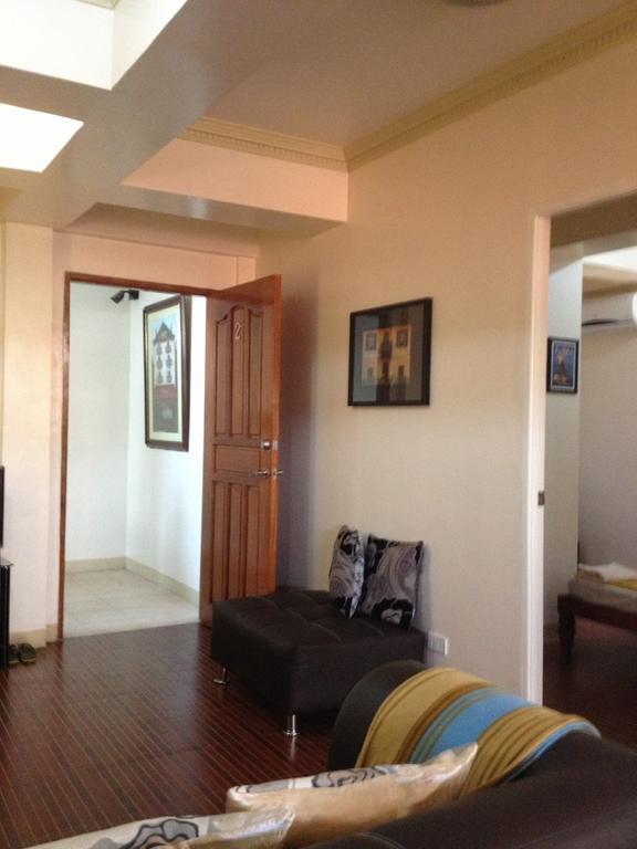 The Saint Joseph Residential Suites Lucena Chambre photo