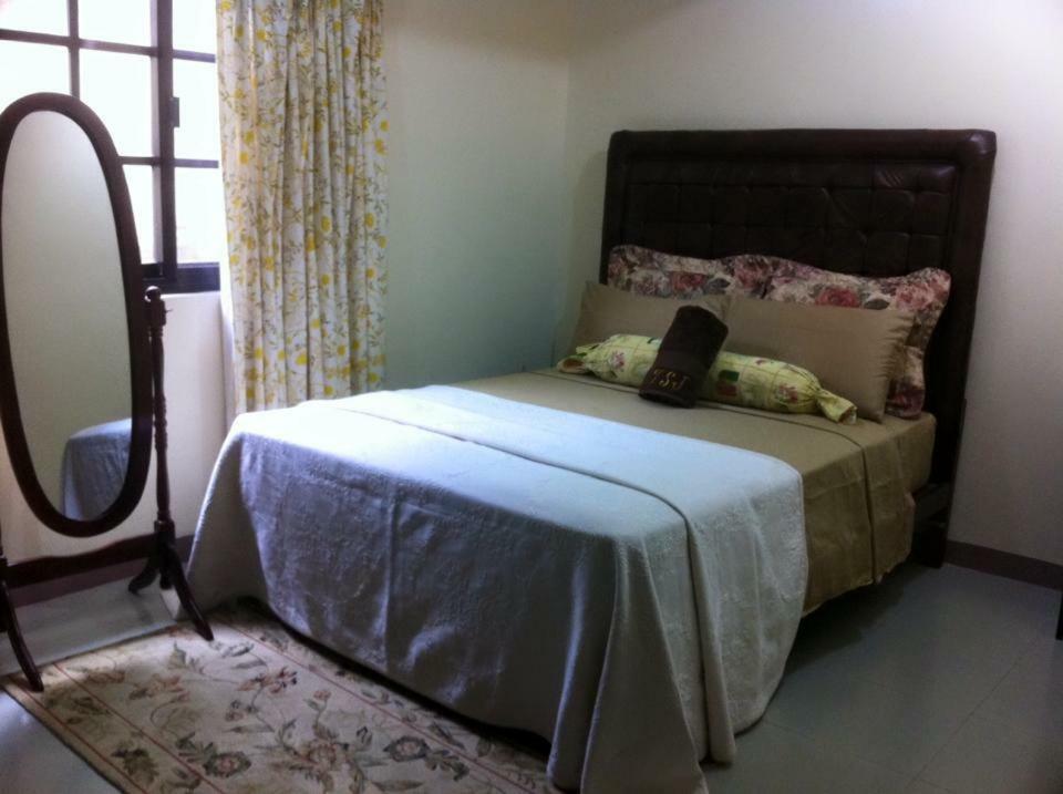 The Saint Joseph Residential Suites Lucena Extérieur photo