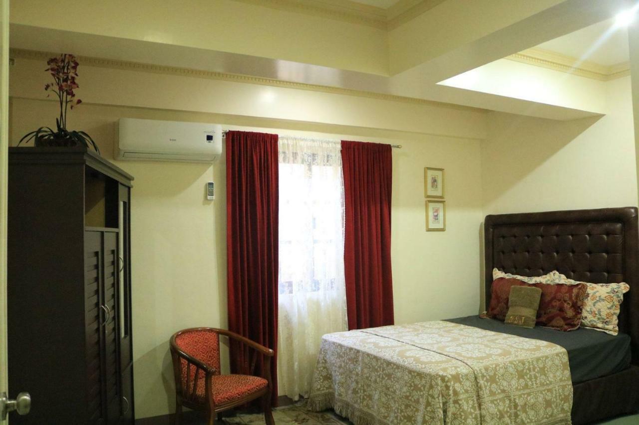 The Saint Joseph Residential Suites Lucena Extérieur photo